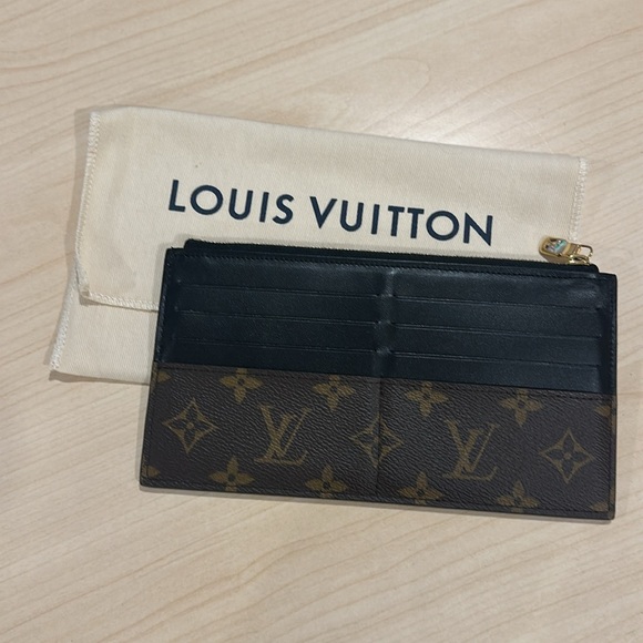 Louis Vuitton slim wallet - Picture 2 of 4